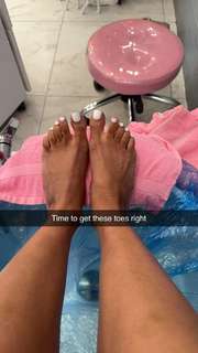 Teala Dunn feet photo thumbnail