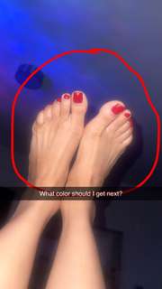 Teala Dunn feet photo thumbnail