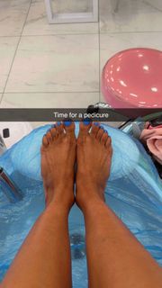 Teala Dunn feet photo thumbnail
