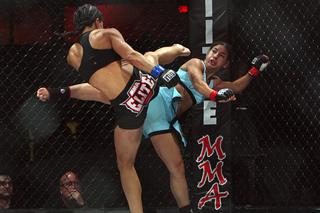 Tecia Torres feet photo 4