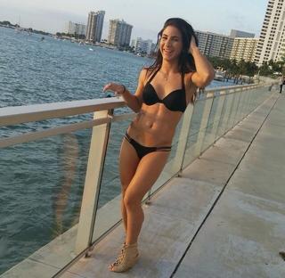 Tecia Torres feet photo 14