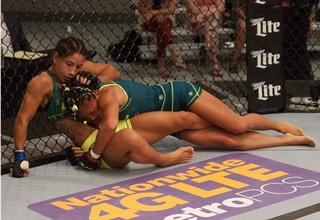 Tecia Torres feet photo 6