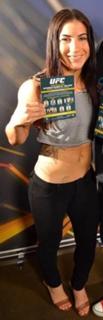 Tecia Torres feet photo 3