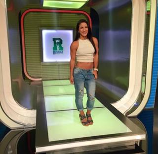 Tecia Torres feet photo 10