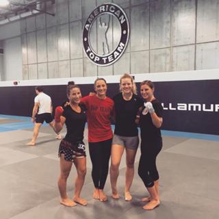 Tecia Torres feet photo 20
