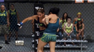 Tecia Torres feet photo 18