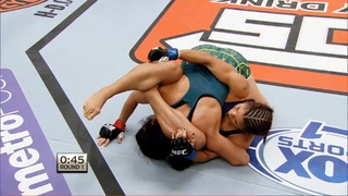 Tecia Torres feet photo 7