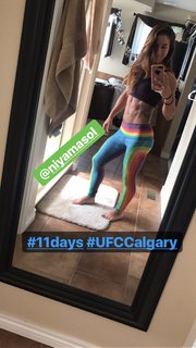 Tecia Torres feet photo 7