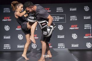 Tecia Torres feet photo 2