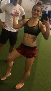 Tecia Torres feet photo 8