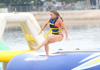 Teddi Mellencamp Arroyave feet photo 3