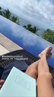 Tehmina Sunny feet photo 2