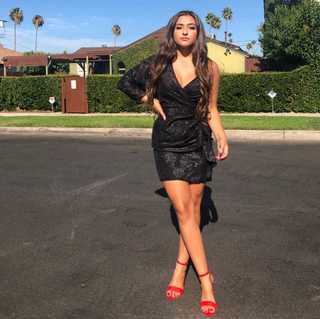 Teilor Grubbs feet photo 9
