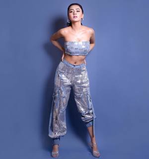 Tejasswi Prakash feet photo thumbnail