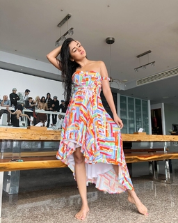 Tejasswi Prakash feet photo thumbnail