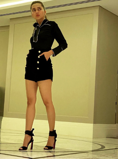 Tejasswi Prakash feet photo thumbnail