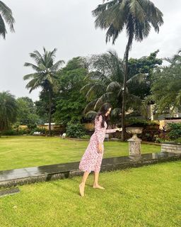 Tejasswi Prakash feet photo thumbnail