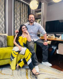 Tejasswi Prakash feet photo thumbnail