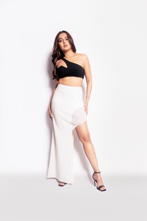 Tejasswi Prakash feet photo thumbnail