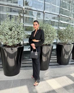 Tejasswi Prakash feet photo thumbnail