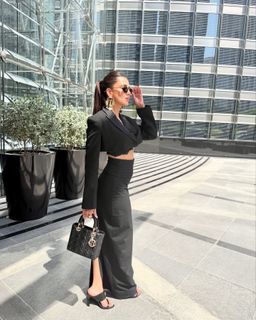 Tejasswi Prakash feet photo thumbnail