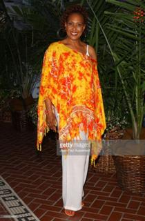 Telma Hopkins feet photo 3
