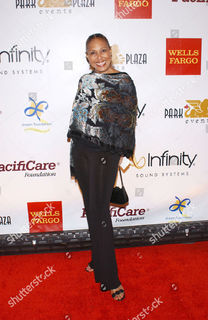 Telma Hopkins feet photo 13