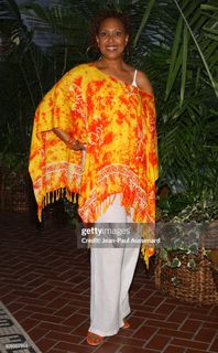 Telma Hopkins feet photo 3