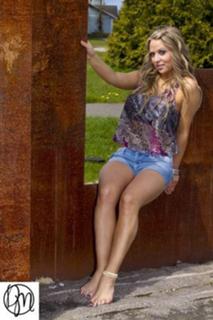 Tenille Dashwood feet photo thumbnail