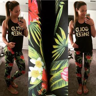 Tenille Dashwood feet photo thumbnail