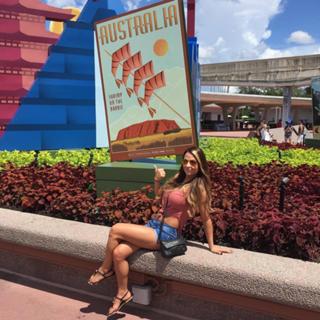 Tenille Dashwood feet photo thumbnail