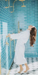 Tenille Dashwood feet photo thumbnail