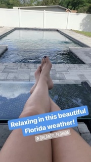 Tenille Dashwood feet photo thumbnail