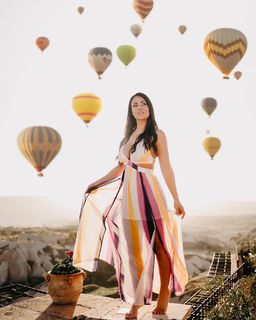 Tenille Dashwood feet photo thumbnail