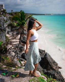 Tenille Dashwood feet photo thumbnail