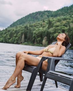 Tenille Dashwood feet photo thumbnail
