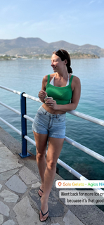 Tenille Dashwood feet photo thumbnail