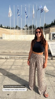 Tenille Dashwood feet photo thumbnail