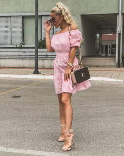 Teodora Dzehverovic feet photo thumbnail