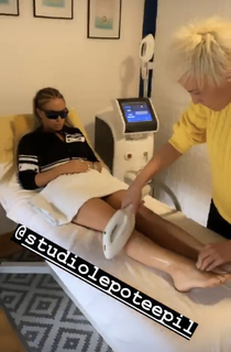 Teodora Dzehverovic feet photo thumbnail