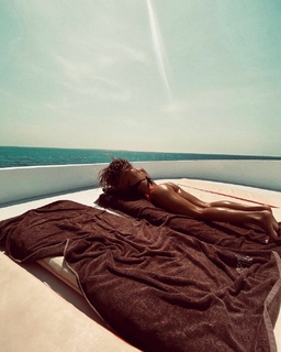 Teodora Dzehverovic feet photo thumbnail