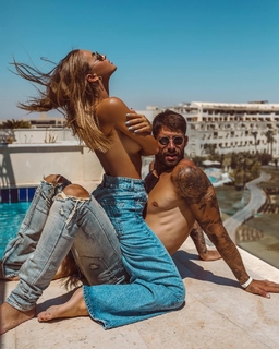 Teodora Dzehverovic feet photo thumbnail