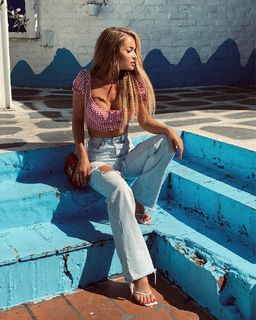 Teodora Dzehverovic feet photo thumbnail