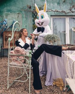 Teodora Dzehverovic feet photo thumbnail