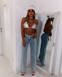 Teodora Dzehverovic feet photo thumbnail