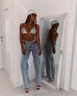 Teodora Dzehverovic feet photo thumbnail