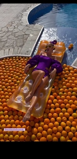 Teodora Dzehverovic feet photo thumbnail