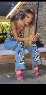 Teodora Dzehverovic feet photo thumbnail