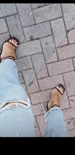 Teodora Dzehverovic feet photo thumbnail
