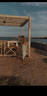 Teodora Dzehverovic feet photo thumbnail